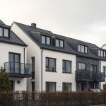 Jak kompetentnie        pracować z dokumentami i usługami prawnymi        w codziennych sytuacjach